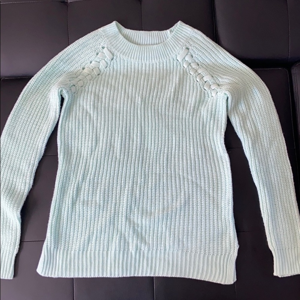 Women’s Sweater (Mint Green)